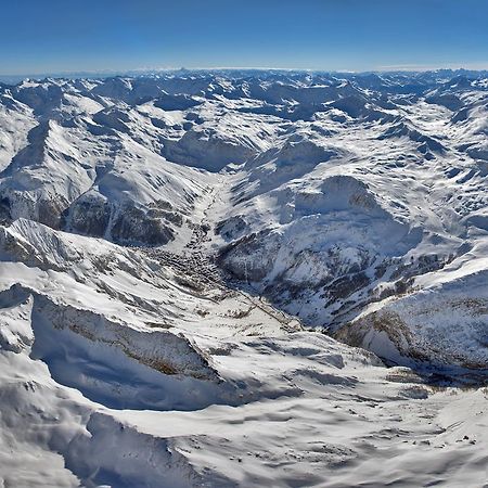 ホテル L'Annexe Val-dʼIsère エクステリア 写真