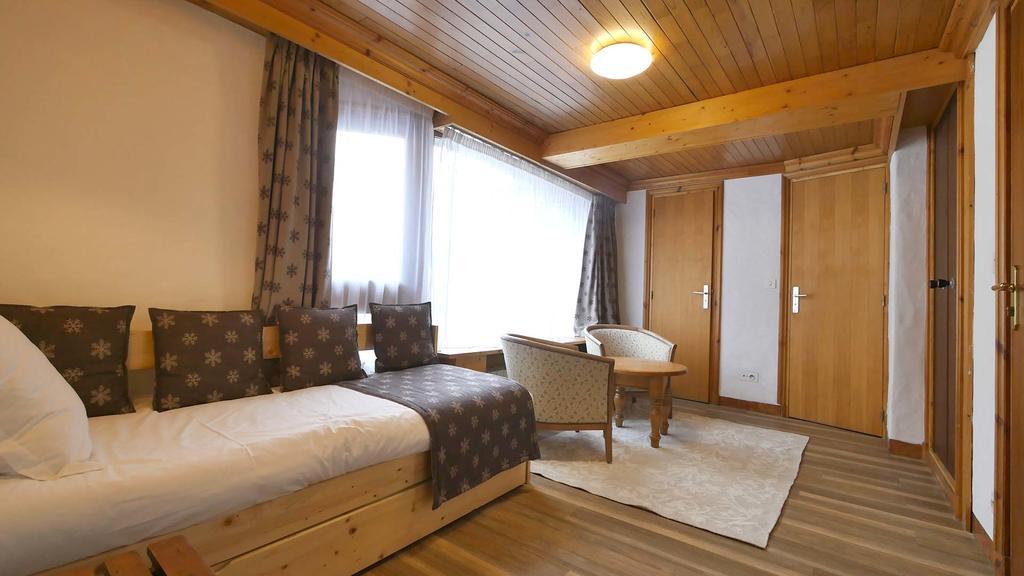 ホテル L'Annexe Val-dʼIsère エクステリア 写真